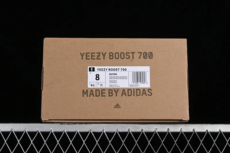 All Categories Ad Yeezy Coconut Series G Version Ad Yeezy Boost 700 "Analog" EG7596 Kanye Coconut 700 3M Reflective Running Shoes